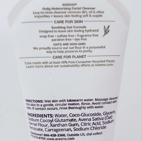 🔮3/$15 Aveeno Daily Moisturizing Facial Cleanser with Soothing Oat - Picture 3 of 8